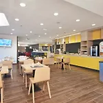 Kyriad Prestige - Palais Des Sports 4* Pau