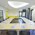 Hotel Kyriad Prestige - Palais Des Sports