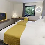 Hotel Kyriad Prestige - Palais Des Sports 4*