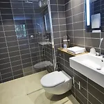 Kyriad Prestige - Palais Des Sports 4* Pau