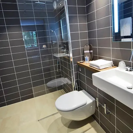 Kyriad Prestige - Palais Des Sports