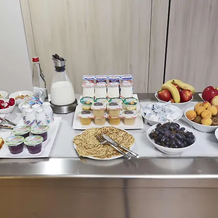 Kyriad Prestige - Palais Des Sports 4* Pau