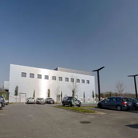 Ξενοδοχείο Kyriad Prestige - Palais Des Sports 4*