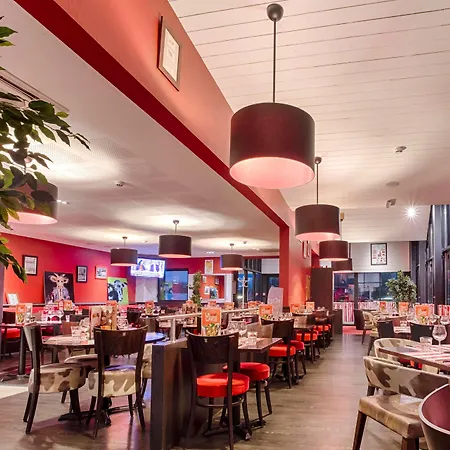 Kyriad Prestige - Palais Des Sports Hotel