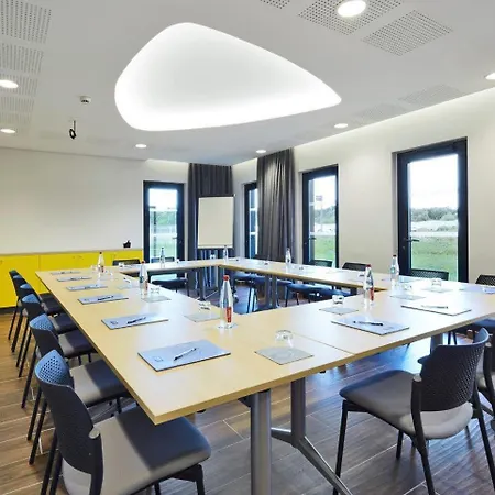 Kyriad Prestige – Palais Des Sports Hotel