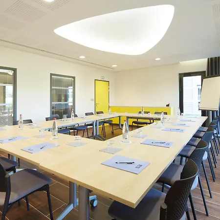 Kyriad Prestige - Palais Des Sports Ξενοδοχείο 4*