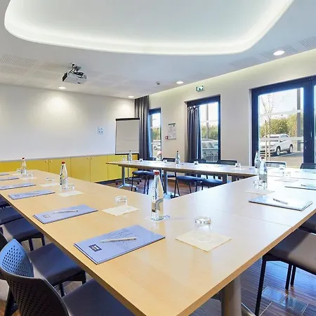 Kyriad Prestige – Palais Des Sports Hotel 4*