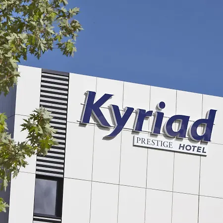 Hotel Kyriad Prestige – Palais Des Sports 4*