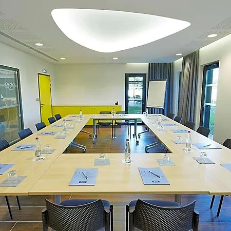 فندق Kyriad Prestige - Palais Des Sports بو