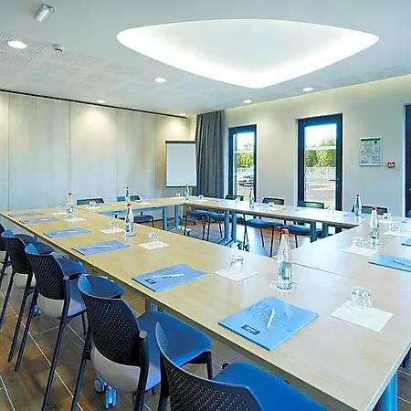 Kyriad Prestige - Palais Des Sports