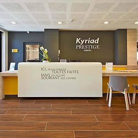 فندق Kyriad Prestige - Palais Des Sports بو