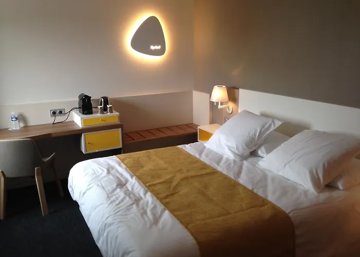 Kyriad Prestige - Palais Des Sports 4* Pau