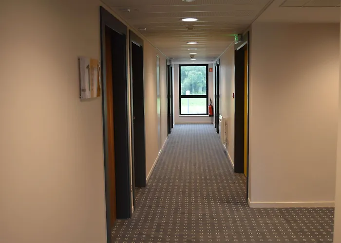 Ξενοδοχείο Kyriad Prestige - Palais Des Sports Pau