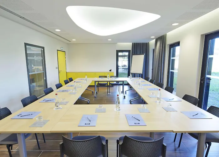 Ξενοδοχείο Kyriad Prestige - Palais Des Sports