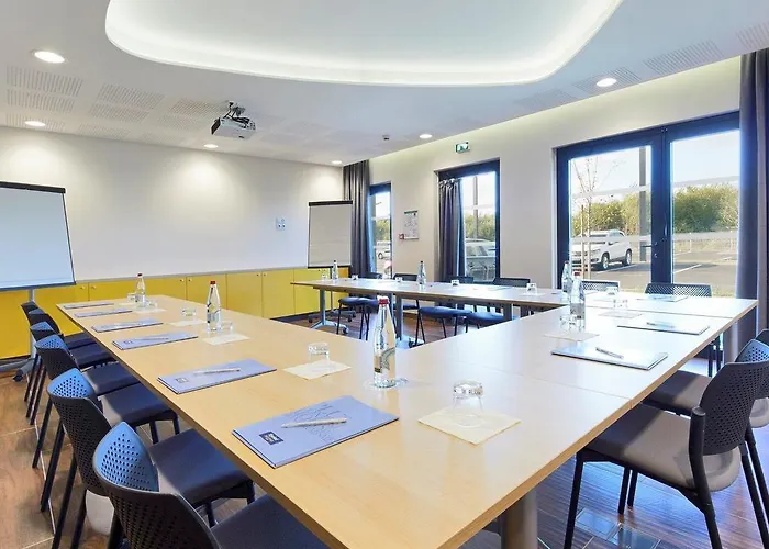 Kyriad Prestige - Palais Des Sports Ξενοδοχείο 4*