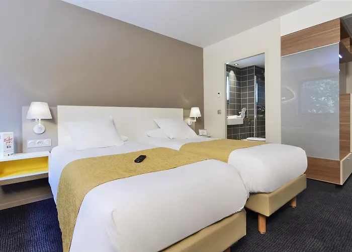 Kyriad Prestige - Palais Des Sports 4* Pau